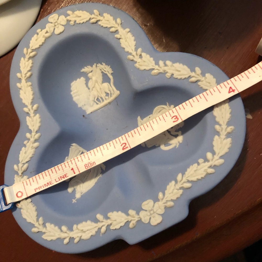 WEDGWOOD TRINKETS DISH